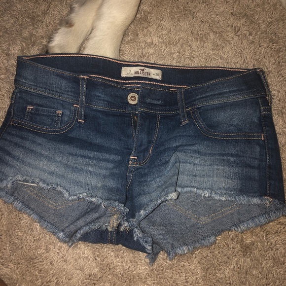 Hollister shorts size 3 - Picture 1 of 1